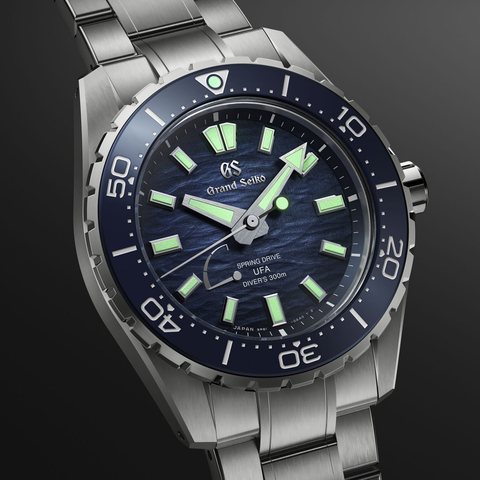 Grand Seiko Evolution 9 Collection Spring Drive U.F.A. Ushio 300 Diver “Ushio Blue” SLGB023 lume