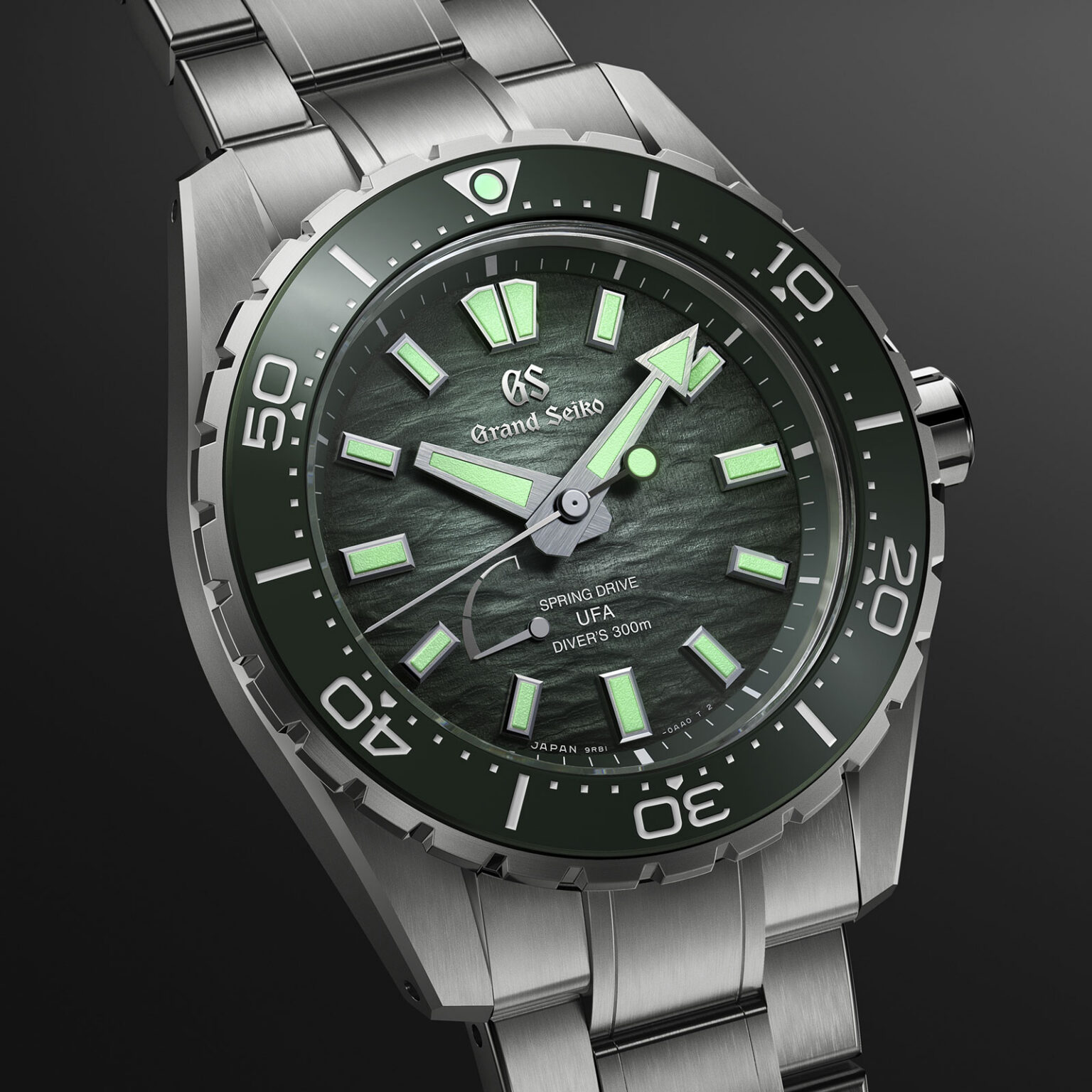 Grand Seiko Evolution 9 Collection Spring Drive U.F.A. Ushio 300 Diver “Ushio Green” SLGB025 lume